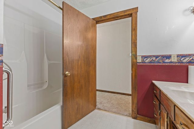 7273 S State Road 75, Jamestown, IN 46147
