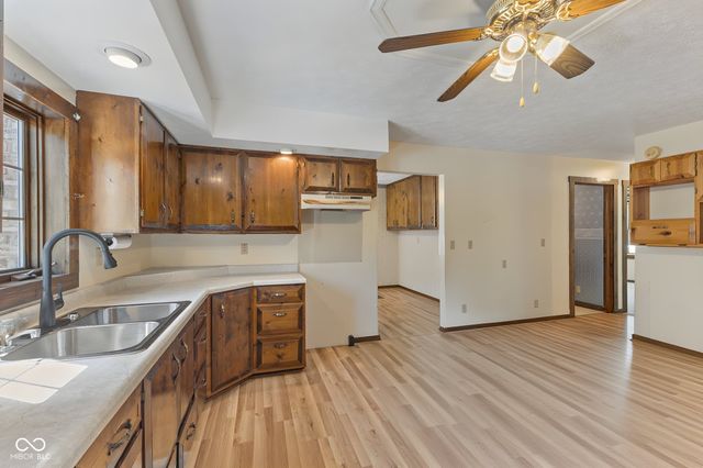 7273 S State Road 75, Jamestown, IN 46147