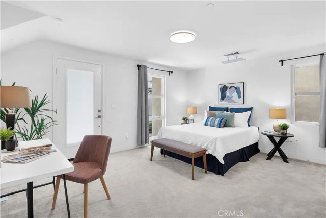 2700 E Chaucer East 41, Los Angeles, CA 90065