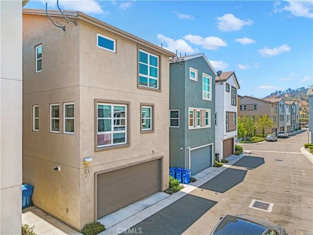 2700 E Chaucer East 41, Los Angeles, CA 90065