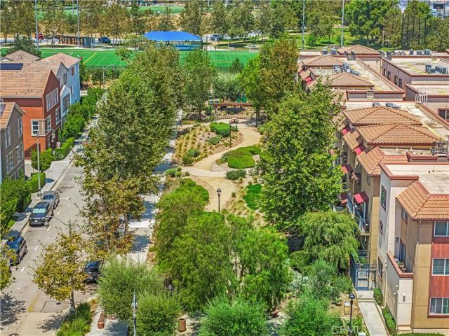 2700 E Chaucer East 41, Los Angeles, CA 90065