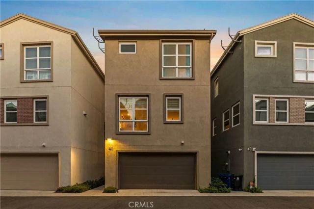 2700 E Chaucer East 41, Los Angeles, CA 90065