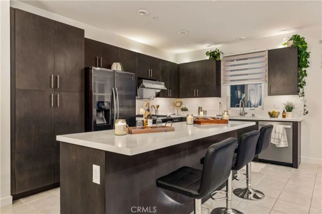 2700 E Chaucer East 41, Los Angeles, CA 90065