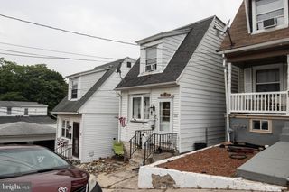 502 JEFFERSON ST, Pottsville, PA 17901