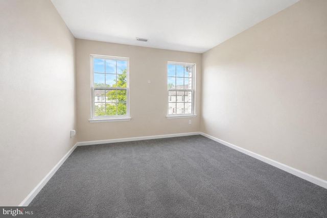 27 SUNDANCE, Hamilton, NJ 08619