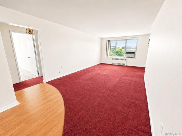 209-25 18th Avenue 6D, Bayside, NY 11360