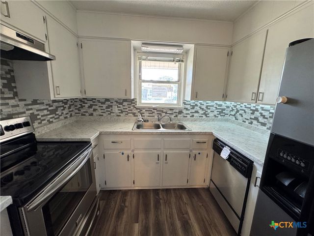 1211 S 13th Street, Copperas Cove, TX 76522