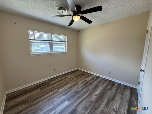 1211 S 13th Street, Copperas Cove, TX 76522