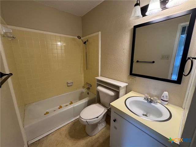 1211 S 13th Street, Copperas Cove, TX 76522