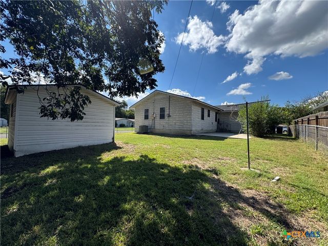 1211 S 13th Street, Copperas Cove, TX 76522