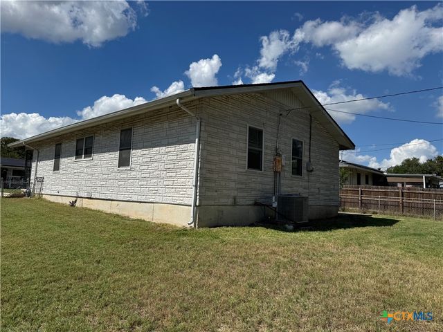 1211 S 13th Street, Copperas Cove, TX 76522