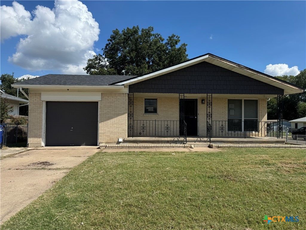 1211 S 13th Street, Copperas Cove, TX 76522