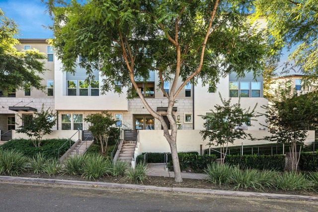 16755 Coyote Bush 55, San Diego, CA 92127