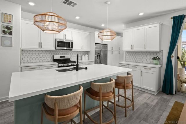 16755 Coyote Bush 55, San Diego, CA 92127