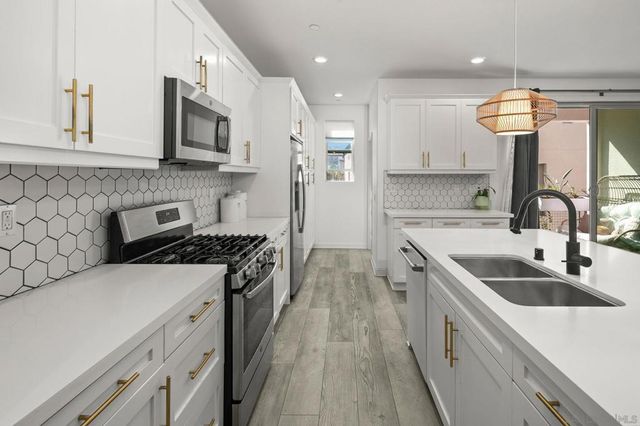 16755 Coyote Bush 55, San Diego, CA 92127
