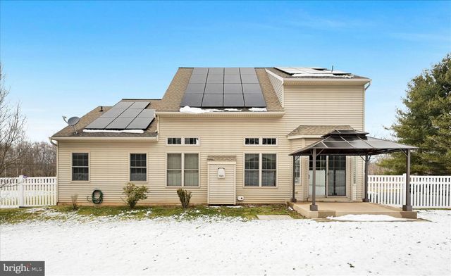 5238 ELIZABETHTOWN RD, Palmyra, PA 17078