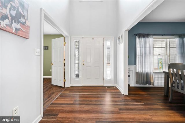 5238 ELIZABETHTOWN RD, Palmyra, PA 17078