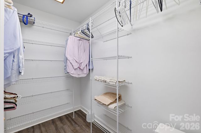 4612 Deanscroft Drive, Charlotte, NC 28226