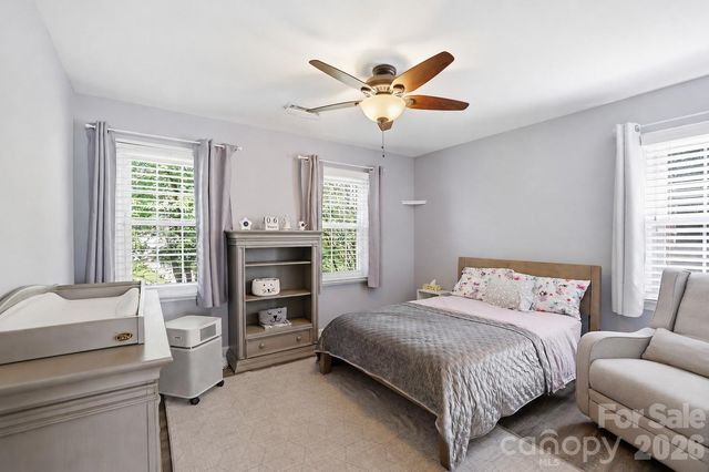 4612 Deanscroft Drive, Charlotte, NC 28226