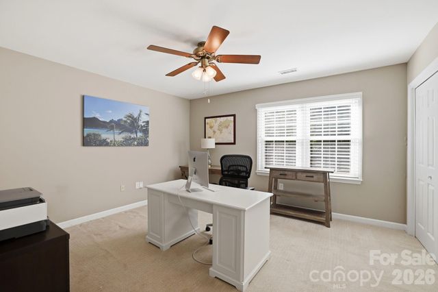 4612 Deanscroft Drive, Charlotte, NC 28226