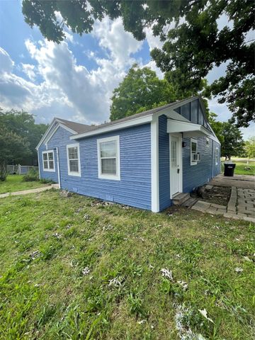 715 Elm Street, Mckinney, TX 75069