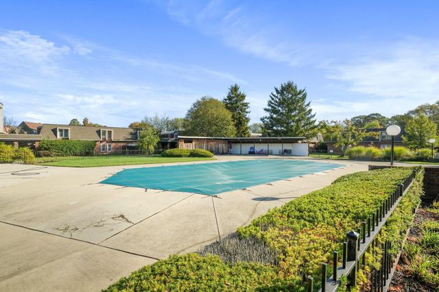 1594 Lafayette Drive, Columbus, OH 43220