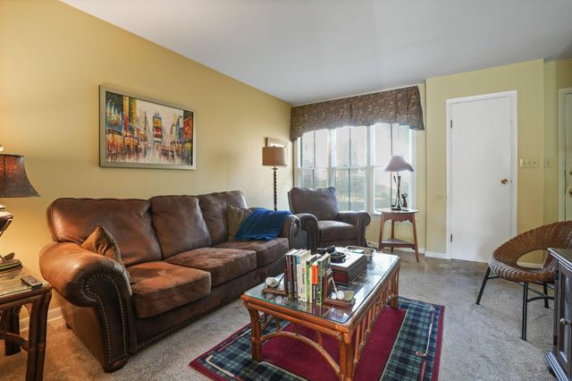 1594 Lafayette Drive, Columbus, OH 43220