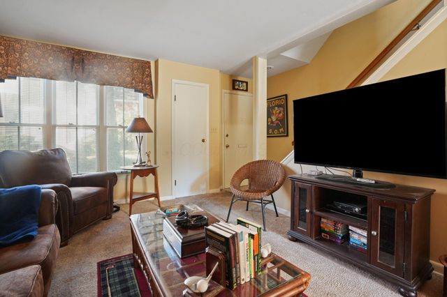 1594 Lafayette Drive, Columbus, OH 43220