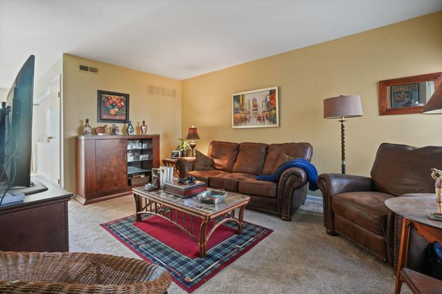 1594 Lafayette Drive, Columbus, OH 43220