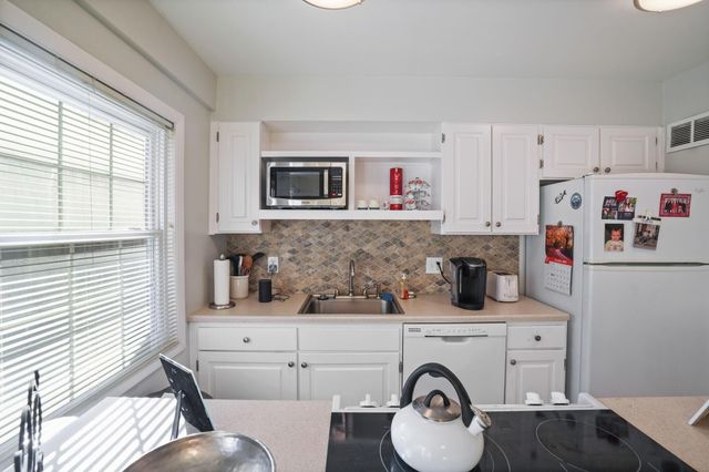 1594 Lafayette Drive, Columbus, OH 43220