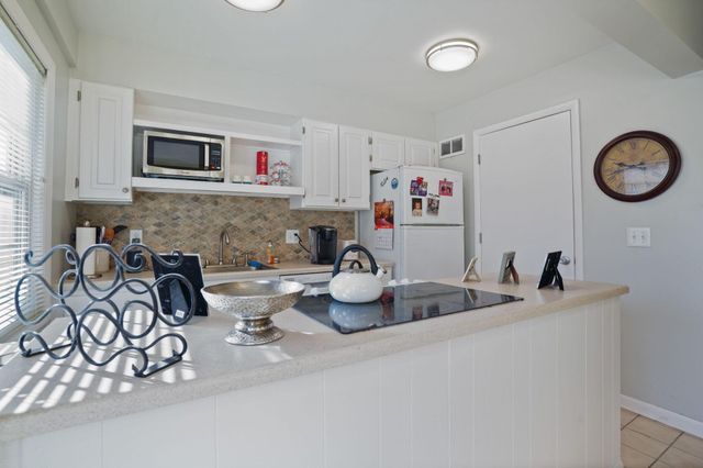 1594 Lafayette Drive, Columbus, OH 43220