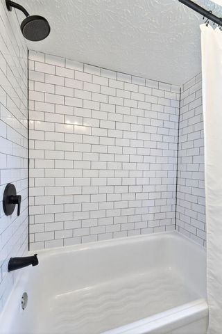 1099 Lawrence Drive, Columbus, OH 43207