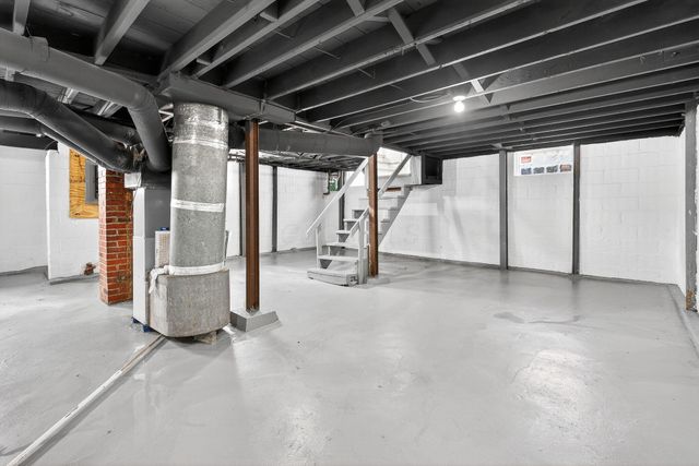 1099 Lawrence Drive, Columbus, OH 43207