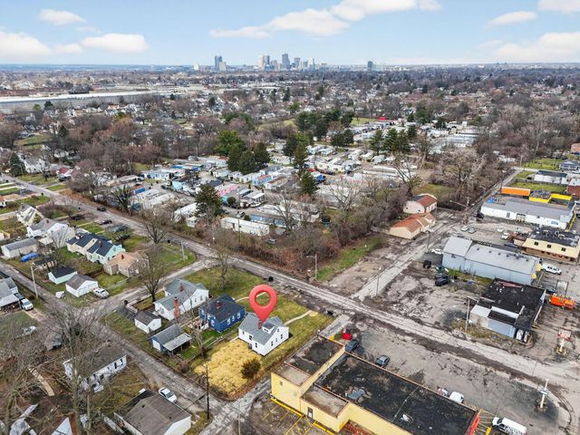 1099 Lawrence Drive, Columbus, OH 43207