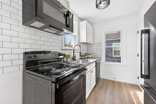 1099 Lawrence Drive, Columbus, OH 43207