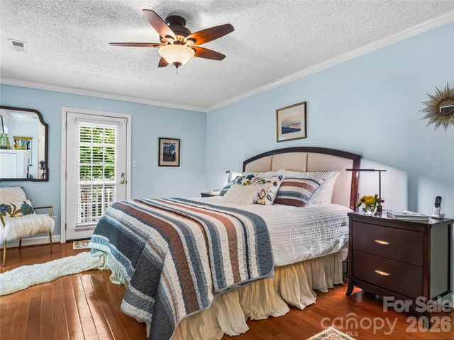 72 Brookwood Road, Asheville, NC 28804