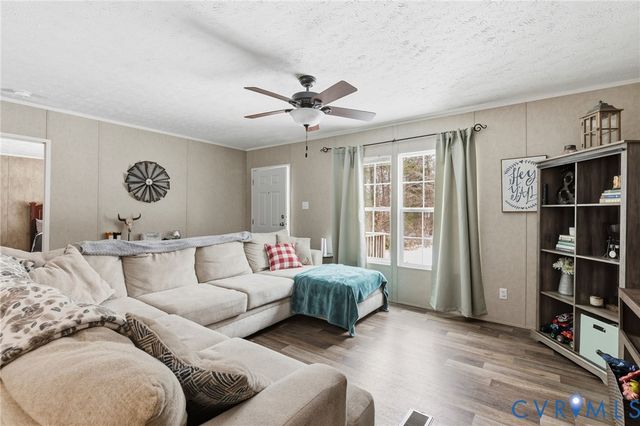 930 Evans Rd, Powhatan, VA 23139