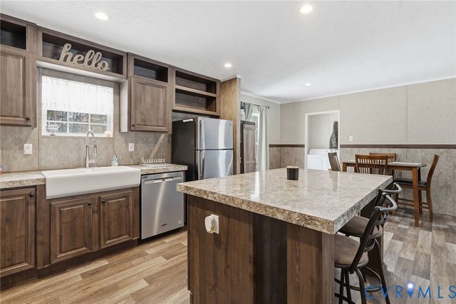 930 Evans Rd, Powhatan, VA 23139