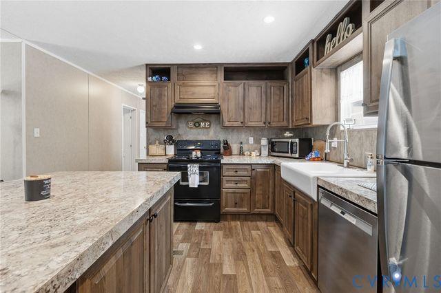 930 Evans Rd, Powhatan, VA 23139