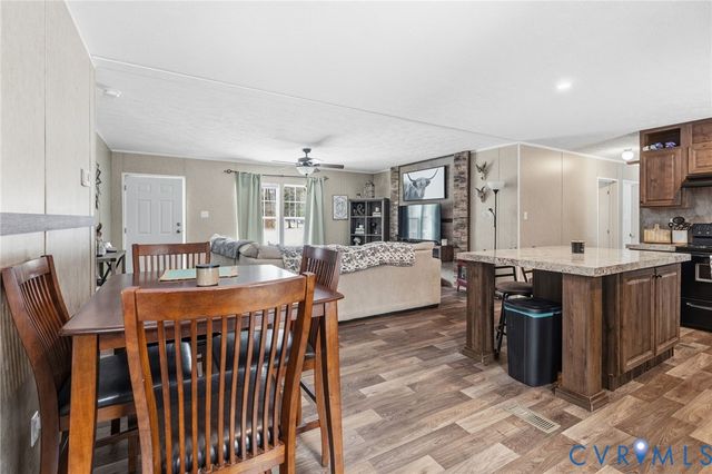 930 Evans Rd, Powhatan, VA 23139