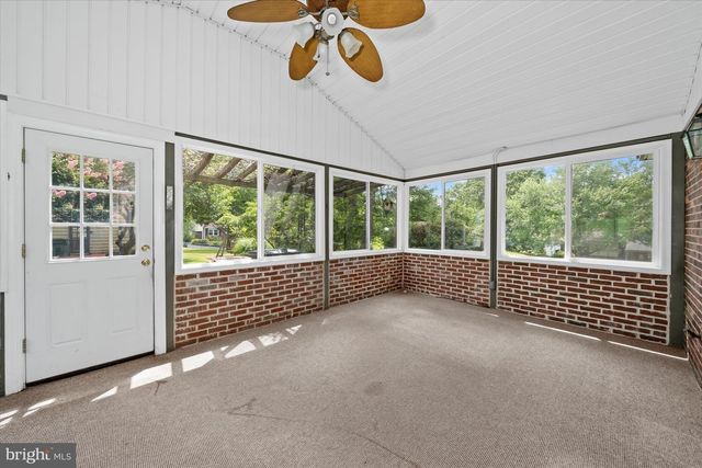 18 WRANGLER RD, Newark, DE 19711