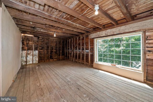 18 WRANGLER RD, Newark, DE 19711