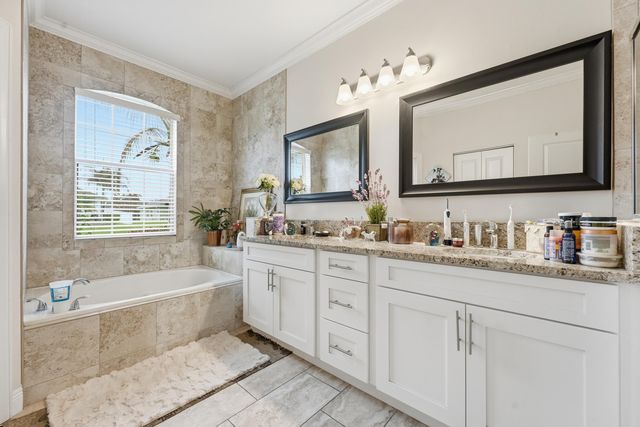 6988 NW Hartney Way, Port St. Lucie, Port St Lucie, FL 34983