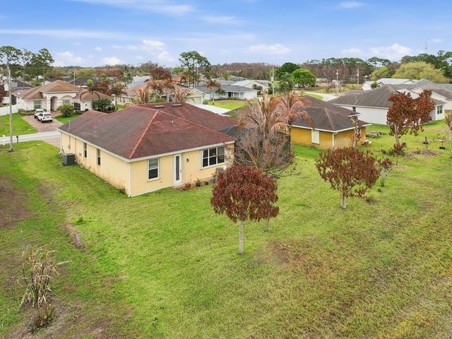 6988 NW Hartney Way, Port St. Lucie, Port St Lucie, FL 34983