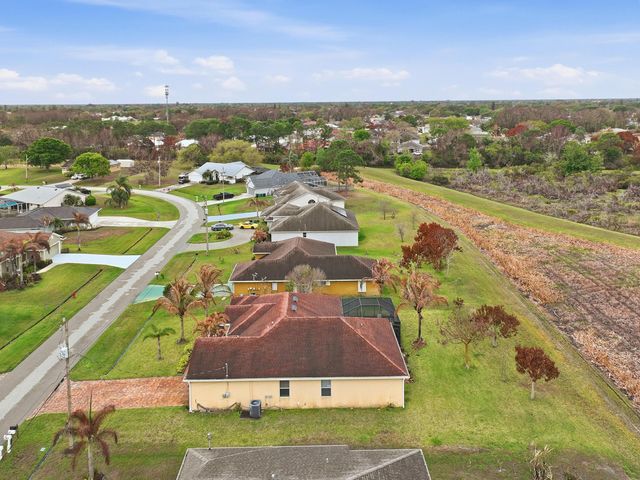 6988 NW Hartney Way, Port St. Lucie, Port St Lucie, FL 34983