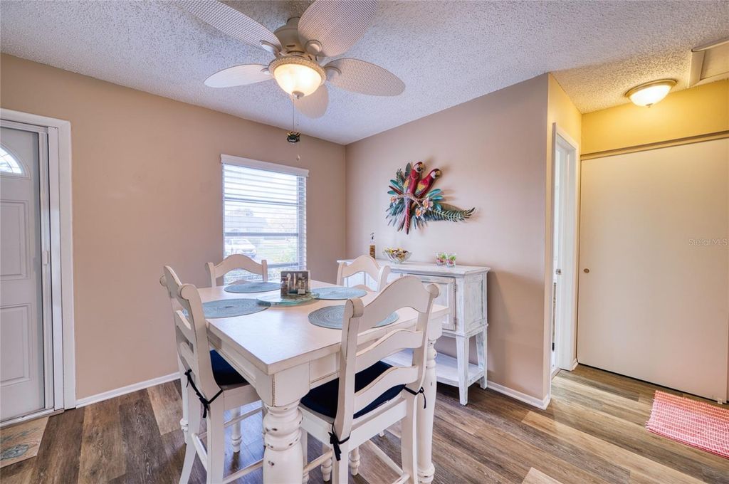 Image 3 of property listing at 3803 41ST STREET COURT W 3803, Bradenton, FL 34205