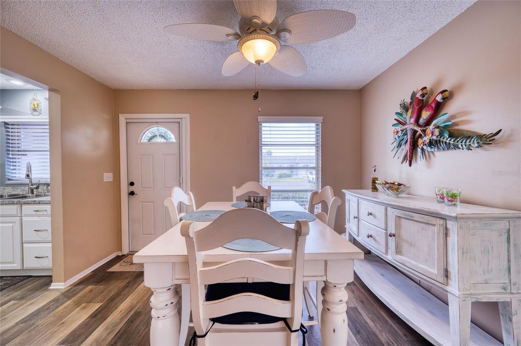 Image 4 of property listing at 3803 41ST STREET COURT W 3803, Bradenton, FL 34205
