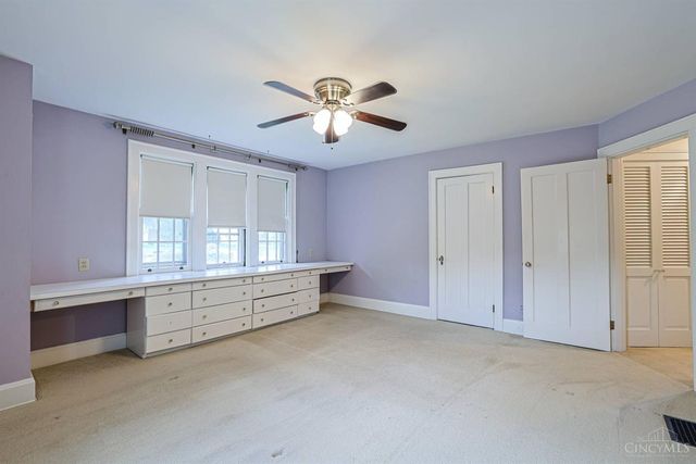 42 Fleming Road, Wyoming, OH 45215