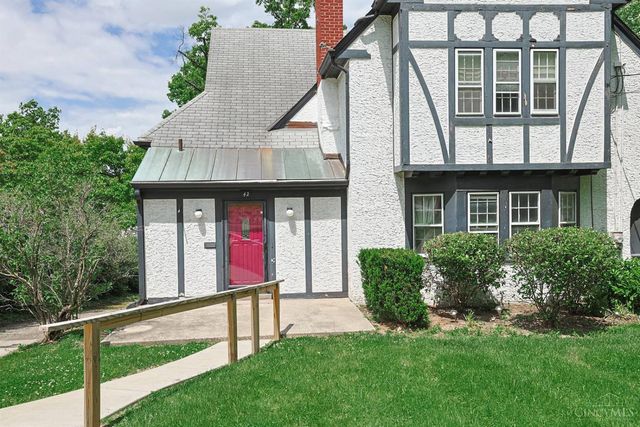 42 Fleming Road, Wyoming, OH 45215
