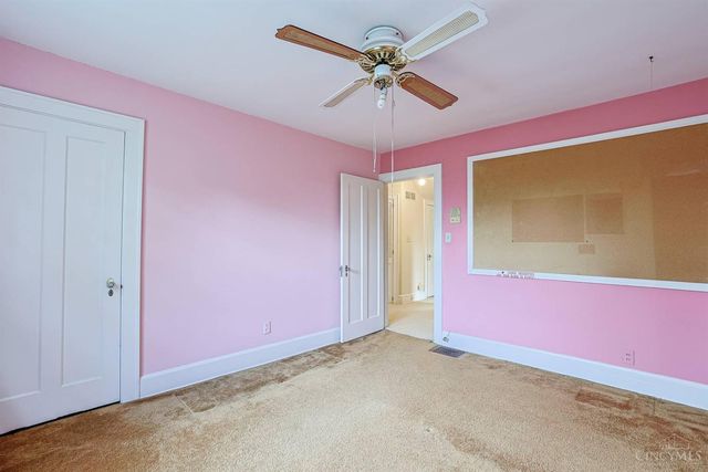 42 Fleming Road, Wyoming, OH 45215